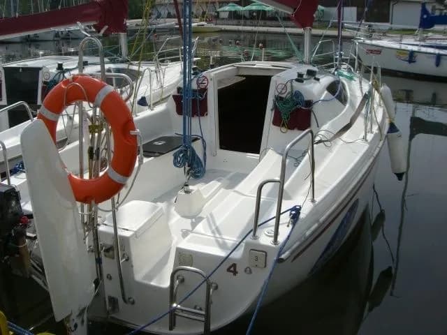 Boat - 7.18m Wilkasy Antila 24 Sailing Yacht Hire
