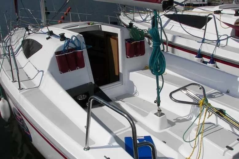 Boat - Charter a 7.18m Antila 24 in Wilkasy