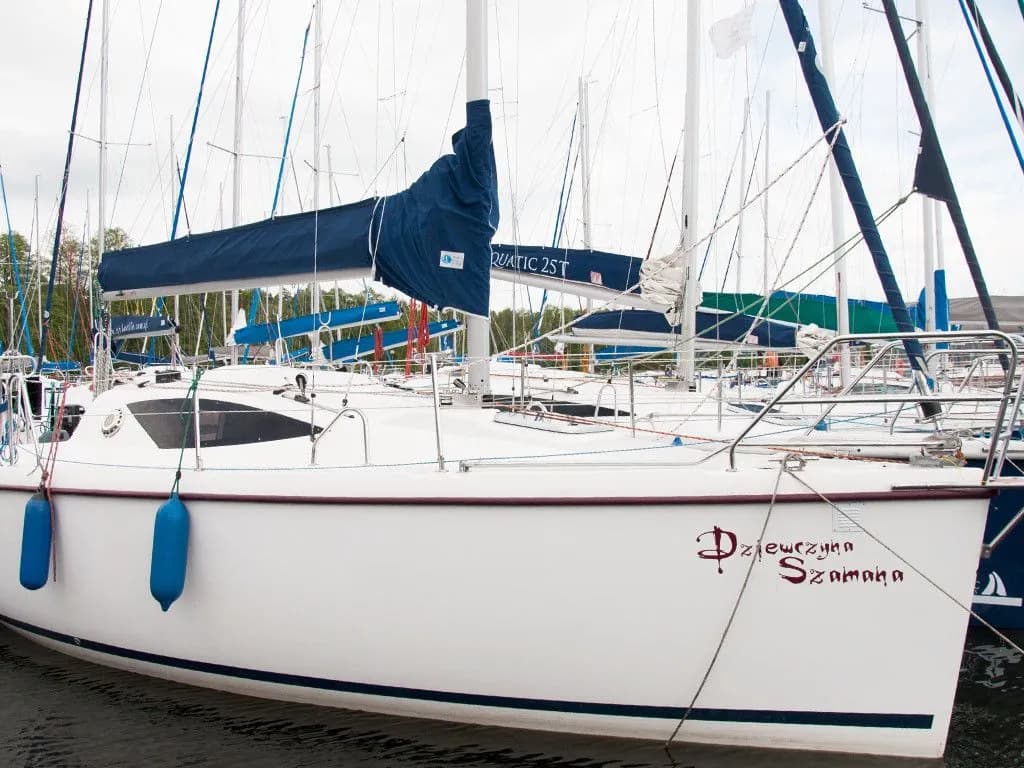 Boat - Charter a 7.18m Sailing Yacht in Gizycko