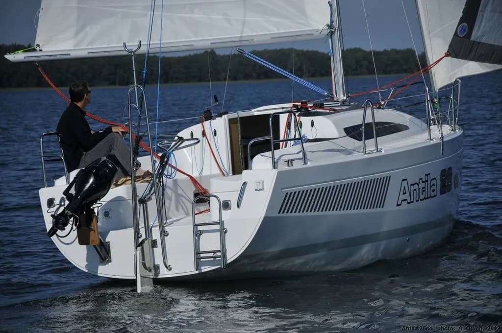 Boat - Explore Bogaczewo on a 7.8m 2 Cabin Sailing Yacht Rental