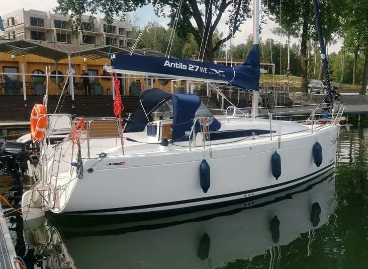 Boat - 8.85m Gizycko Antila 27 Hire