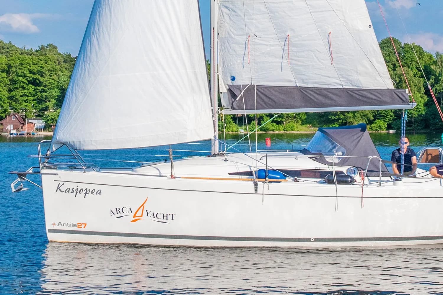 Boat - 8.85m Gizycko Antila 27 Sailing Yacht Hire