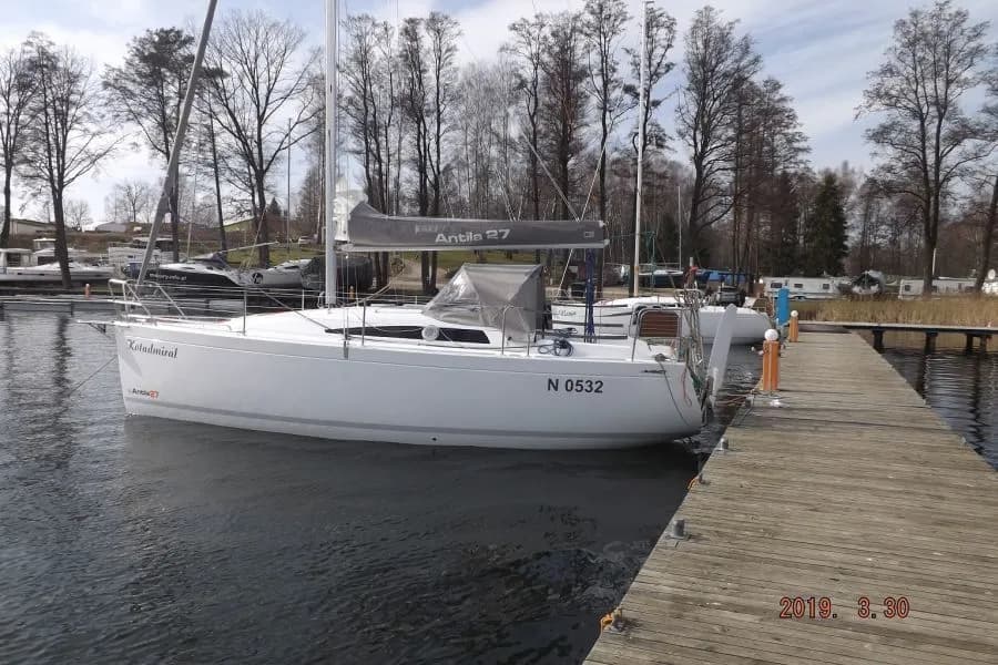 Boat - Charter a 8.24m Antila 27 Sailing Yacht in Gizycko