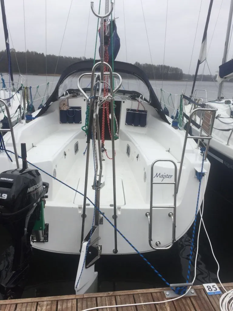 Boat - Explore Gizycko on a 8.85m 3 Cabin Sailing Yacht Rental