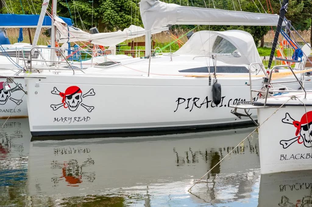 Boat - 8.85m Gizycko Antila 27 Hire