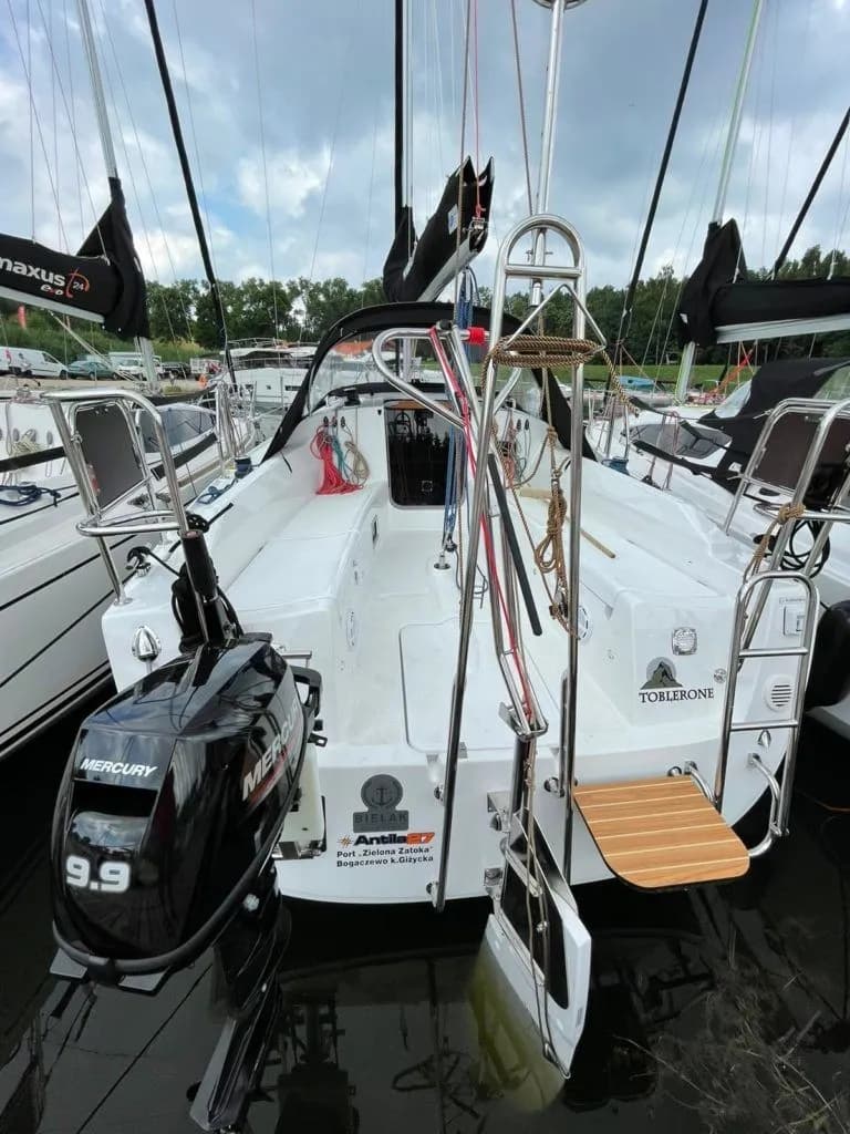 Boat - Explore Bogaczewo on a 8.85m Rental Antila 27