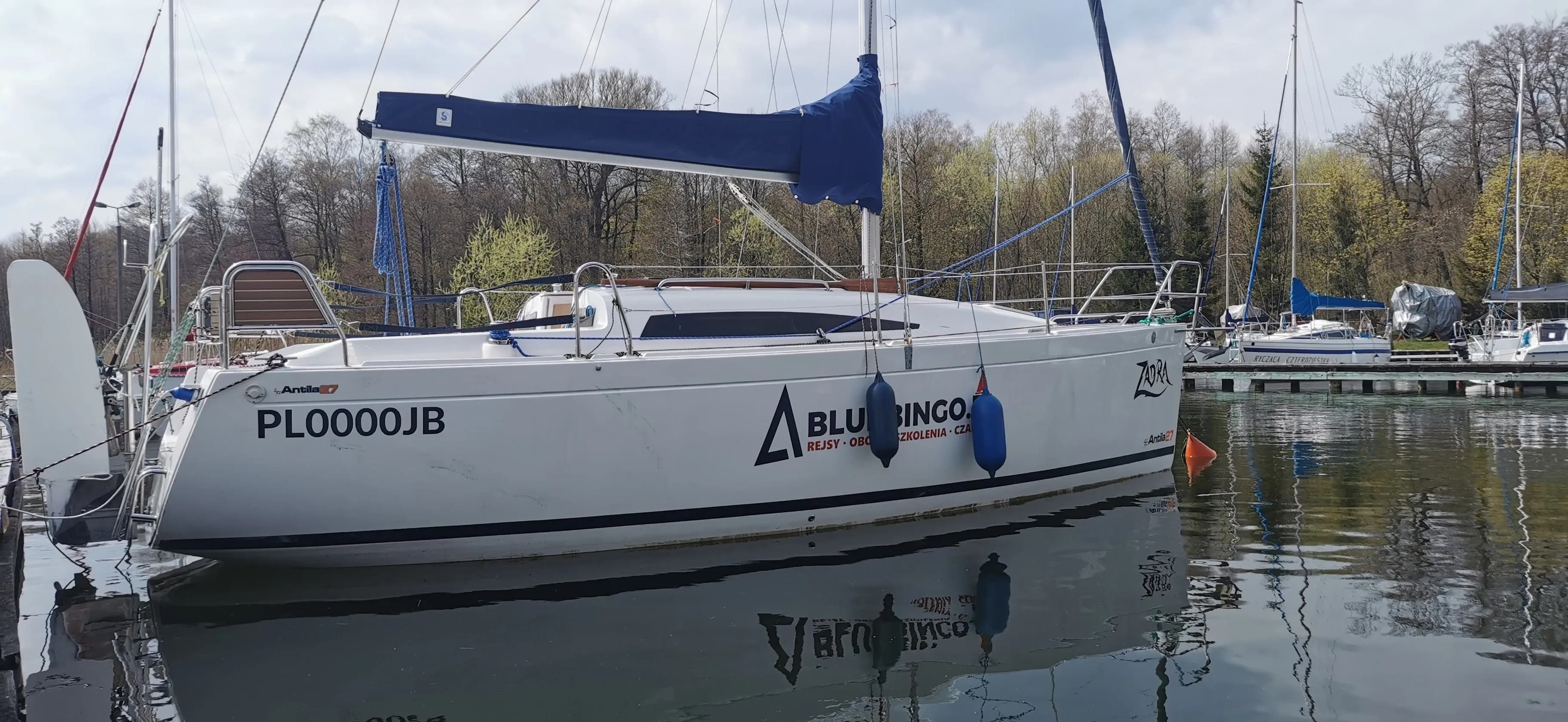 Boat - Explore Gizycko on a 8.3m Rental Antila 27