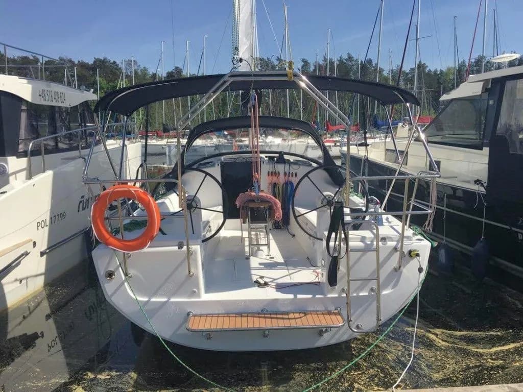 Boat - Charter a 9.99m Sailing Yacht Antila 33 in Bogaczewo