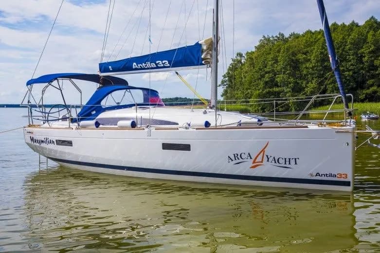 Boat - 9.99m Gizycko Antila 33 Sailing Yacht Hire