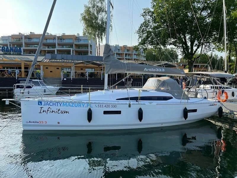Boat - 9.99m Gizycko Sailing Yacht Antila 33.3 Hire