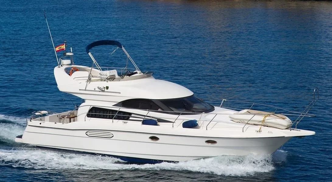 Tekne - Mahon Kiralık Astondoa 40 13.1m Motoryat