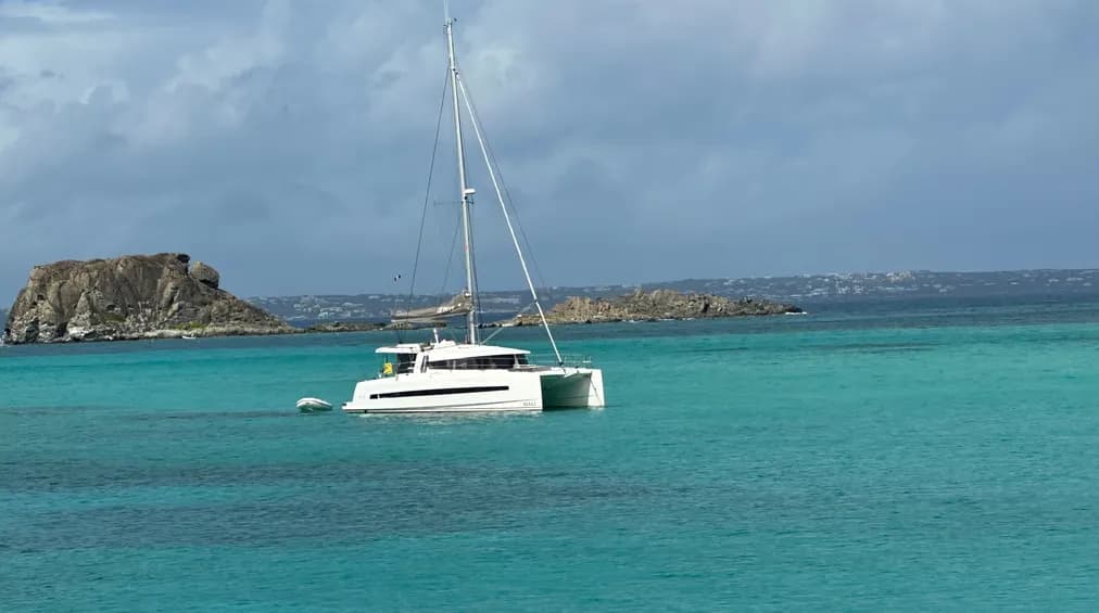 Boat - 12.12m Anse Marcel Boat Hire