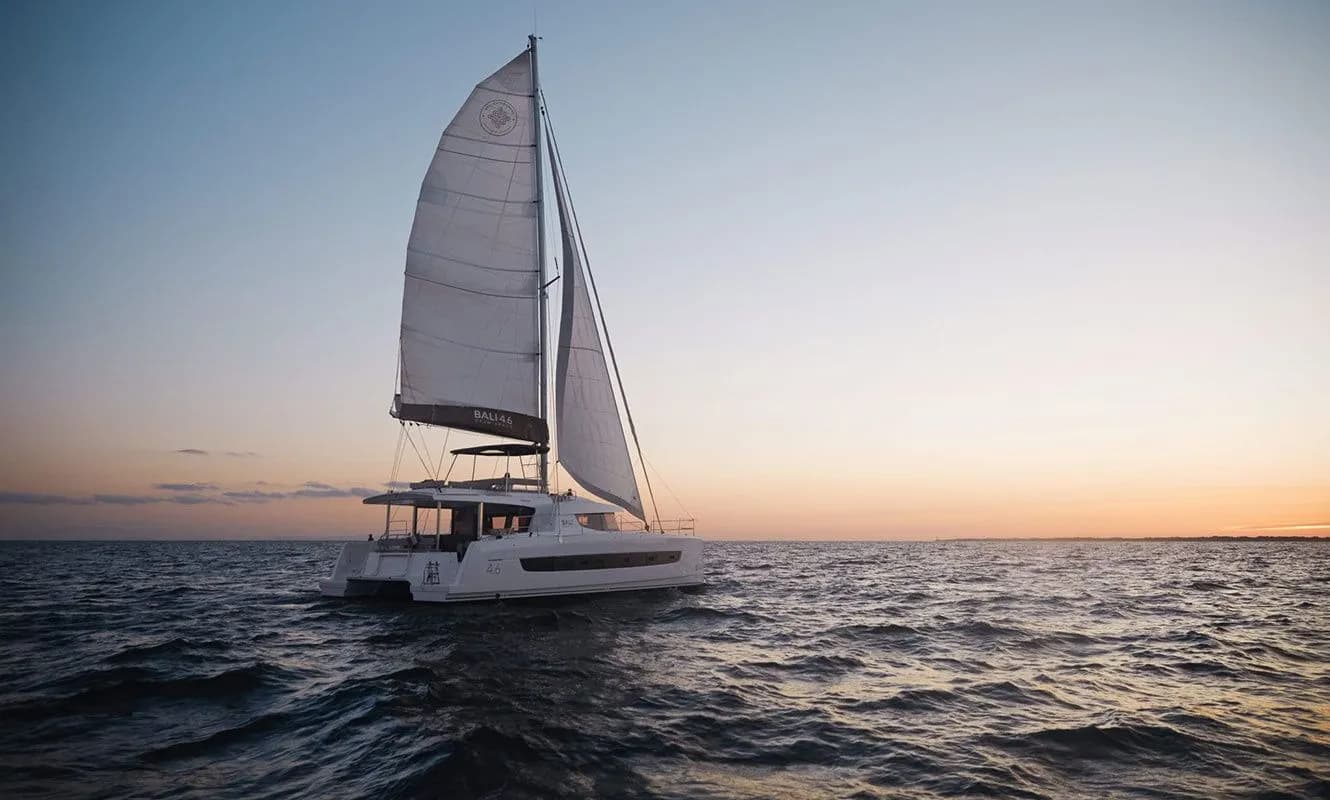 Boat - 14m Marsh Harbour Bali 4.6 Hire