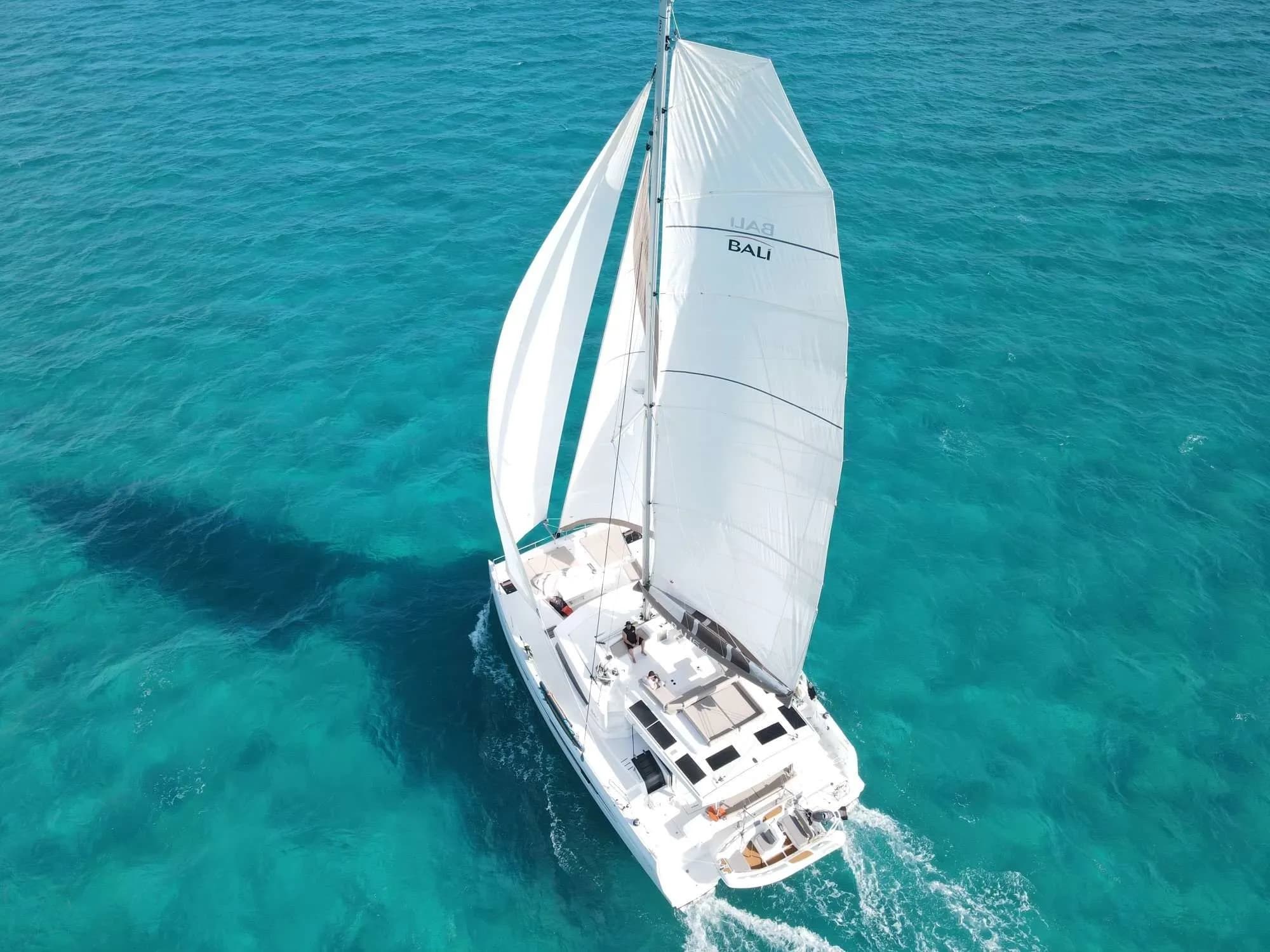 Boat - 16.22m Palm Cay 4 Cabin Catamaran Hire