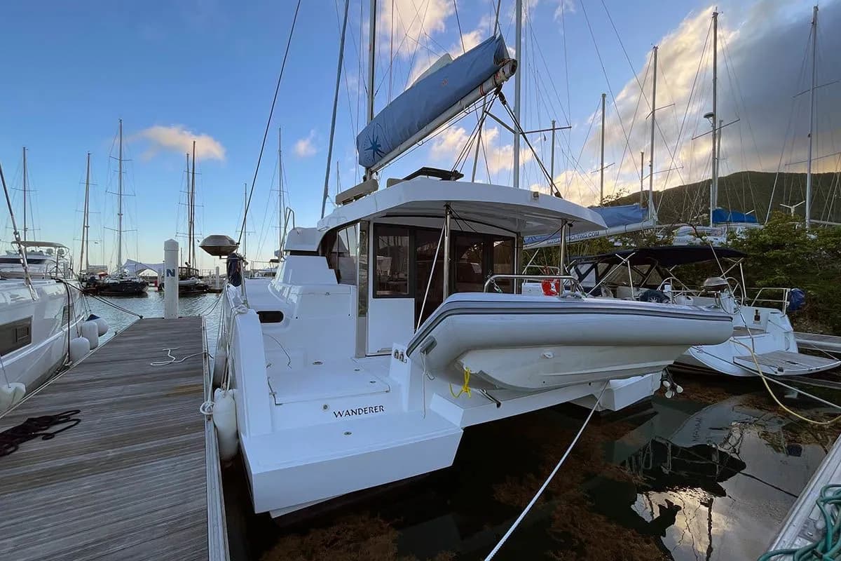 Tekne - Tortola 12.31m Kiralık Tekne