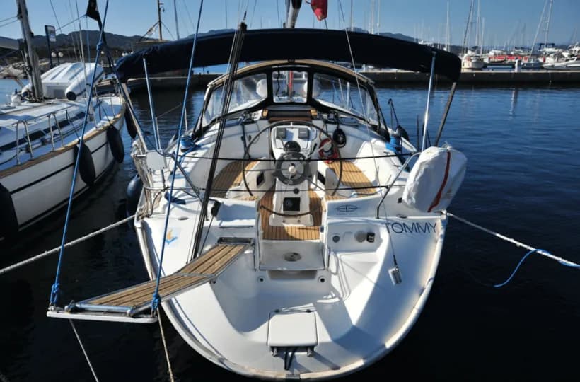 Лодка - 12.13м аренда Bavaria 38 Cruiser парусная яхта в Порто-Ротондо