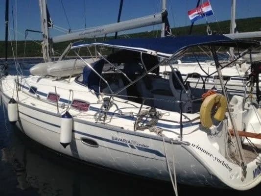 Boat - 12.14m Punat Sailing Yacht Bavaria 39 Cruiser Hire
