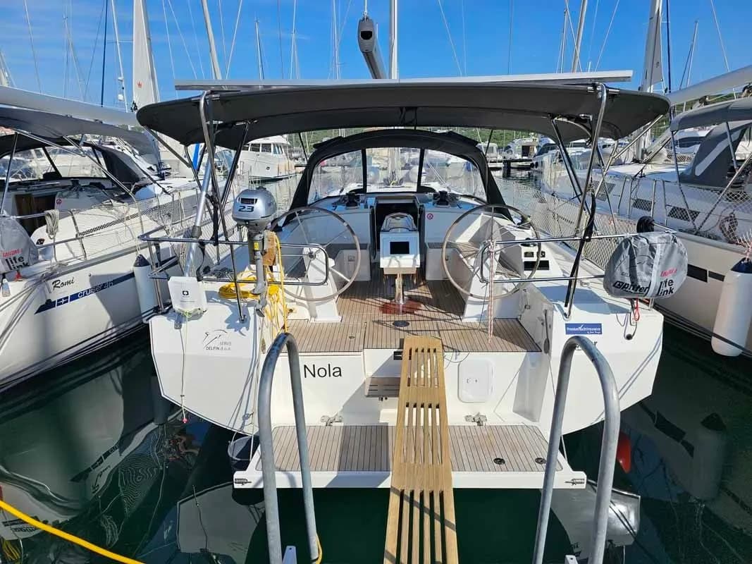 Boat - Charter a 12.38m 3 Cabin Sailing Yacht in Punat