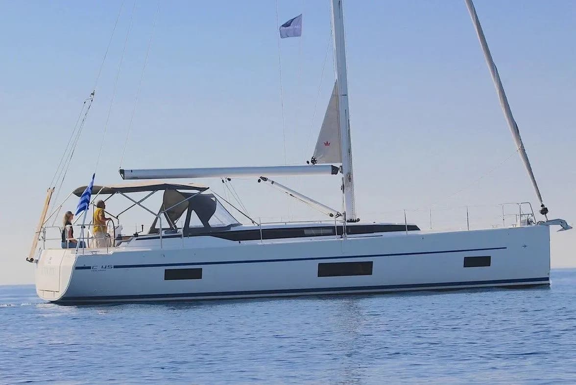 Boot - Charter a 13.98m Sailing Yacht Bavaria C45 in Sivota