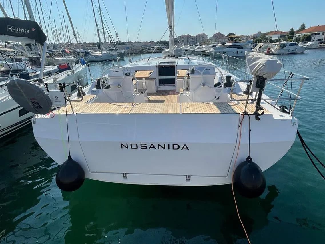 Tekne - Biograd na Moru 15.55m Kiralık 5 Kabinli Yelkenli Yat