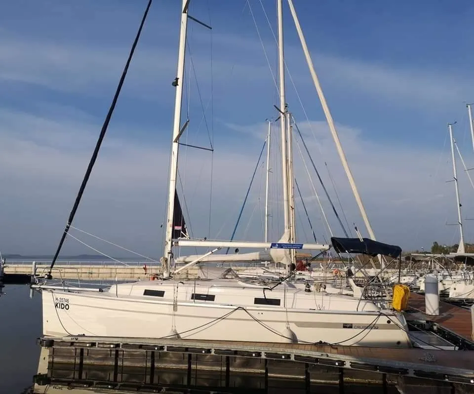 Tekne - Balatonfenyves 9.99m Kiralık Bavaria Cruiser 32 Yelkenli Yat
