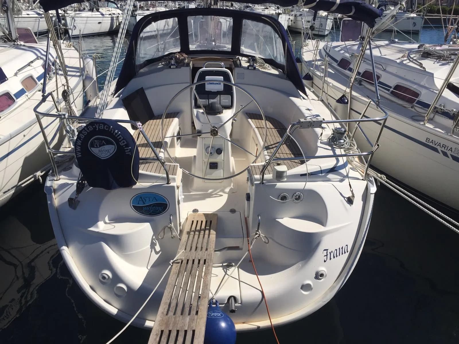 Boat - Rent a 10.65m Sailing Yacht in Sukosan