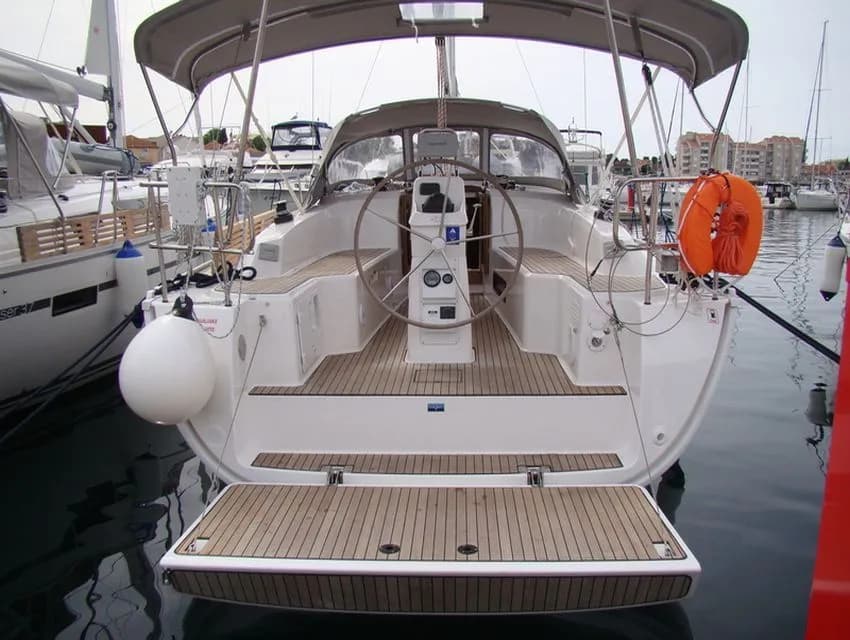 Tekne - Biograd na Moru 9.99m Kiralık Bavaria Cruiser 33