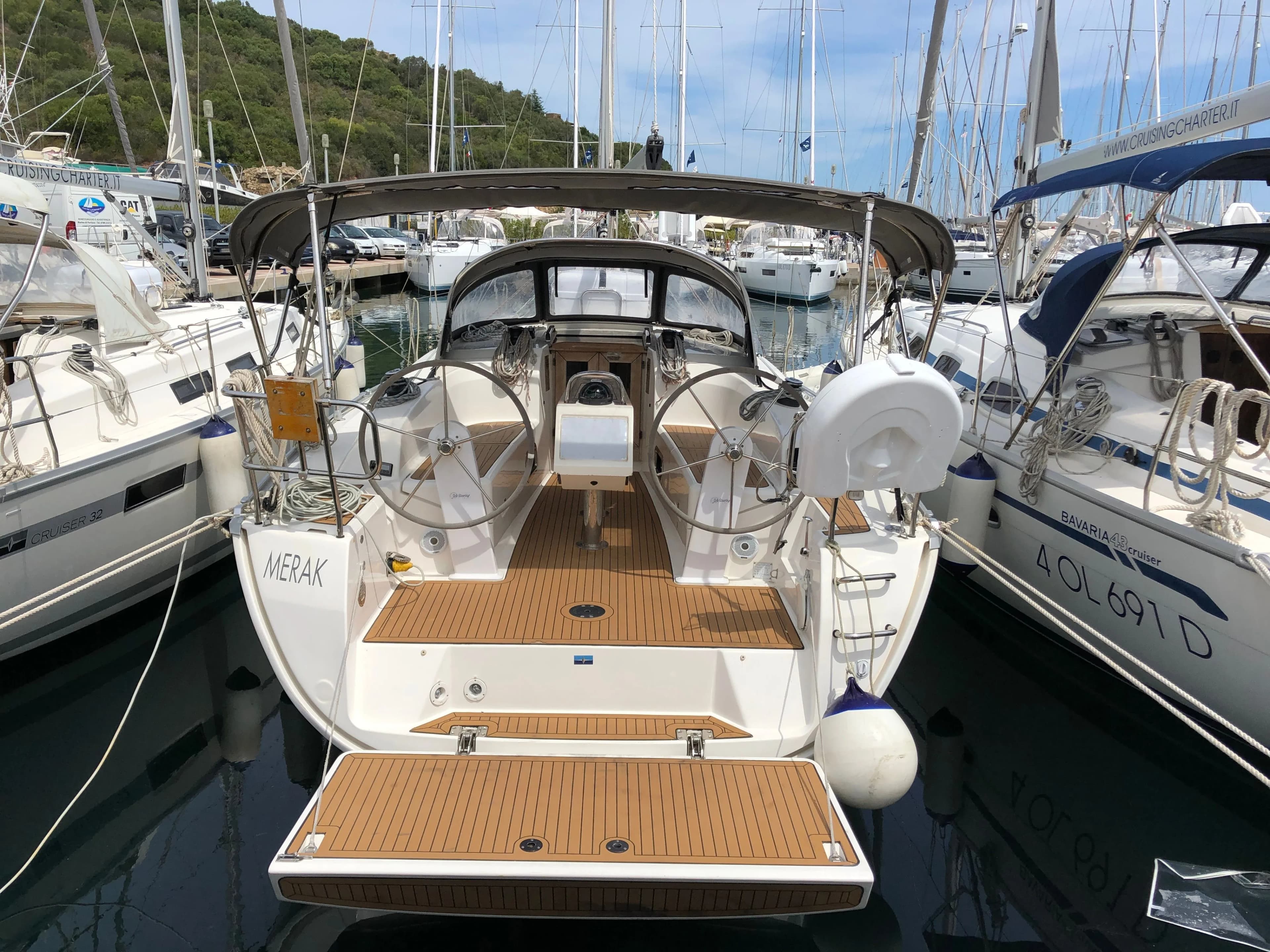Лодка - Исследуйте Порто-Ротондо на арендованной парусная яхта Bavaria Cruiser 34 длиной 9.99м