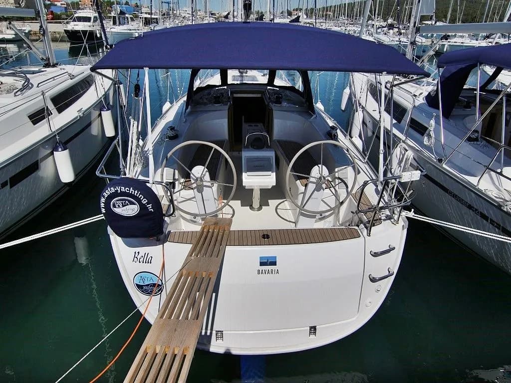 Boat - Explore Sukosan on a 9.99m Bavaria Cruiser 34 Sailing Yacht Rental