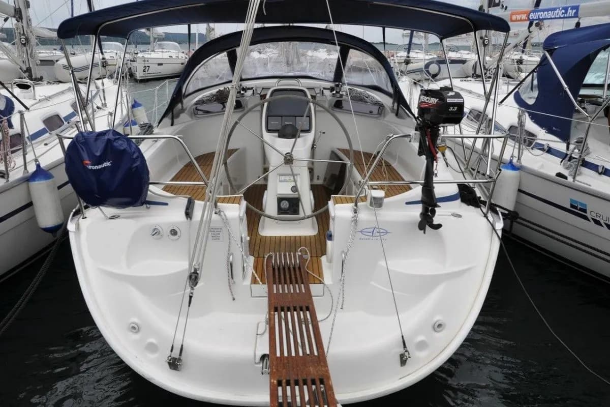 Tekne - Barcelona Kiralık Bavaria Cruiser 37 11.35m Yelkenli Yat
