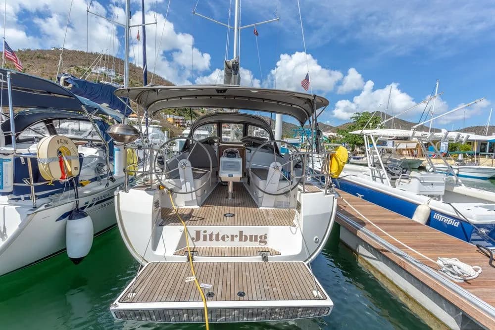 Tekne - Tortola 11.3m Kiralık Yelkenli Yat Bavaria Cruiser 37