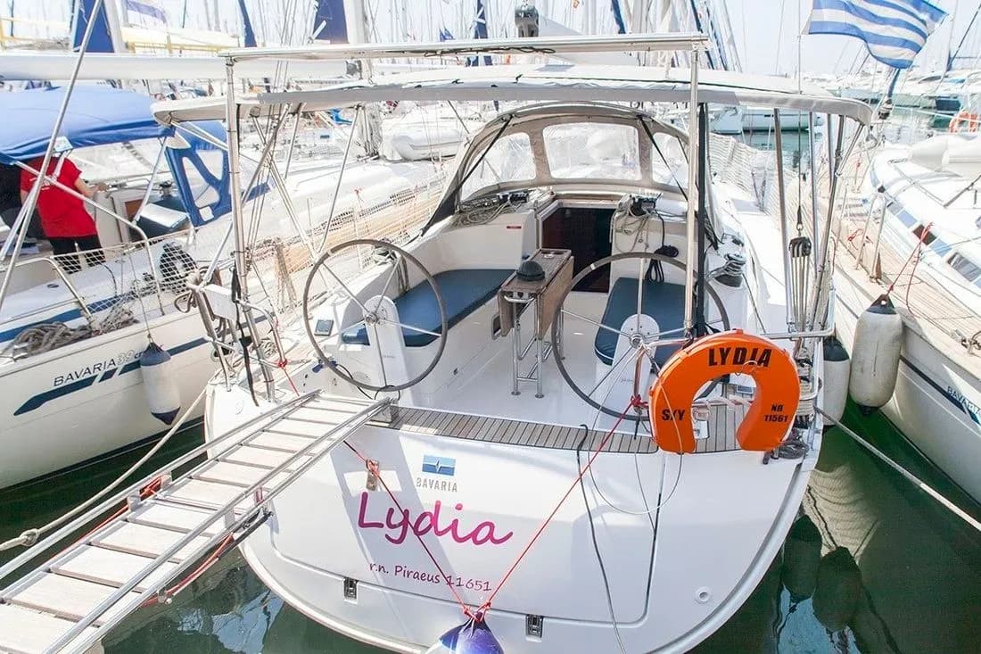 Boat - Charter a 11.3m 3 Cabin Sailing Yacht in Athens