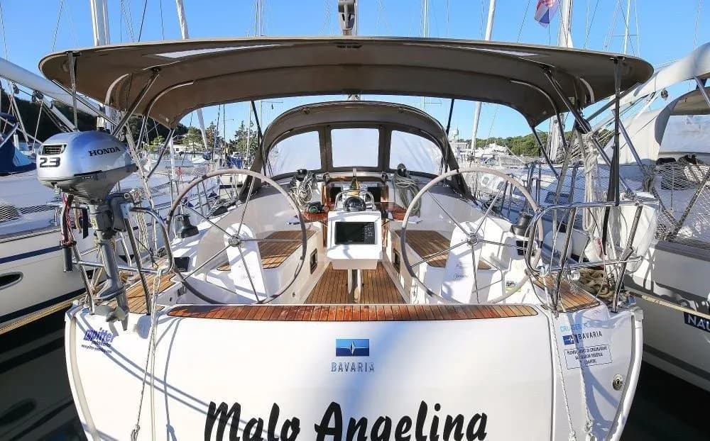 Boat - 11.3m Punat 3 Cabin Sailing Yacht Hire