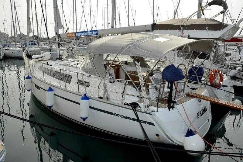 Tekne - Biograd na Moru 11.3m Kiralık Yelkenli Yat Bavaria Cruiser 37