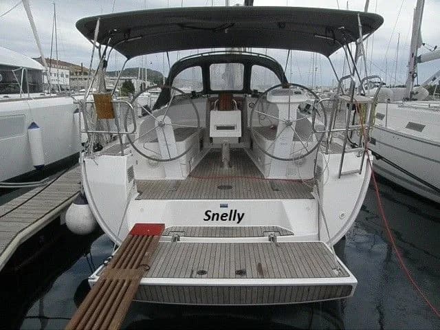 Boat - Charter a 11.3m Bavaria Cruiser 37 in Punat