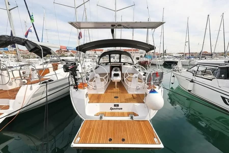Tekne - Pirovac Kiralık Bavaria Cruiser 37 11.3m Yelkenli Yat