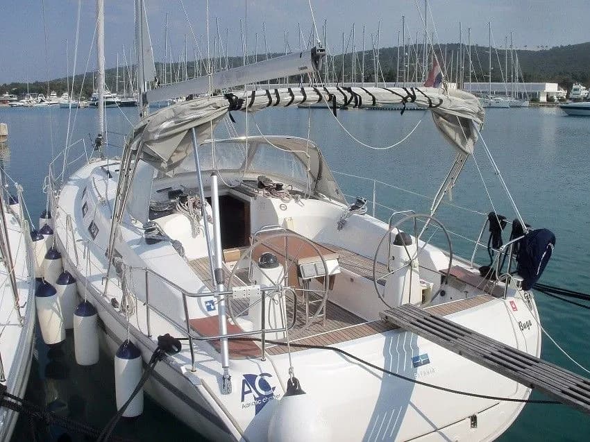 Boat - Rent a 12.45m Bavaria Cruiser 40 in Sukosan