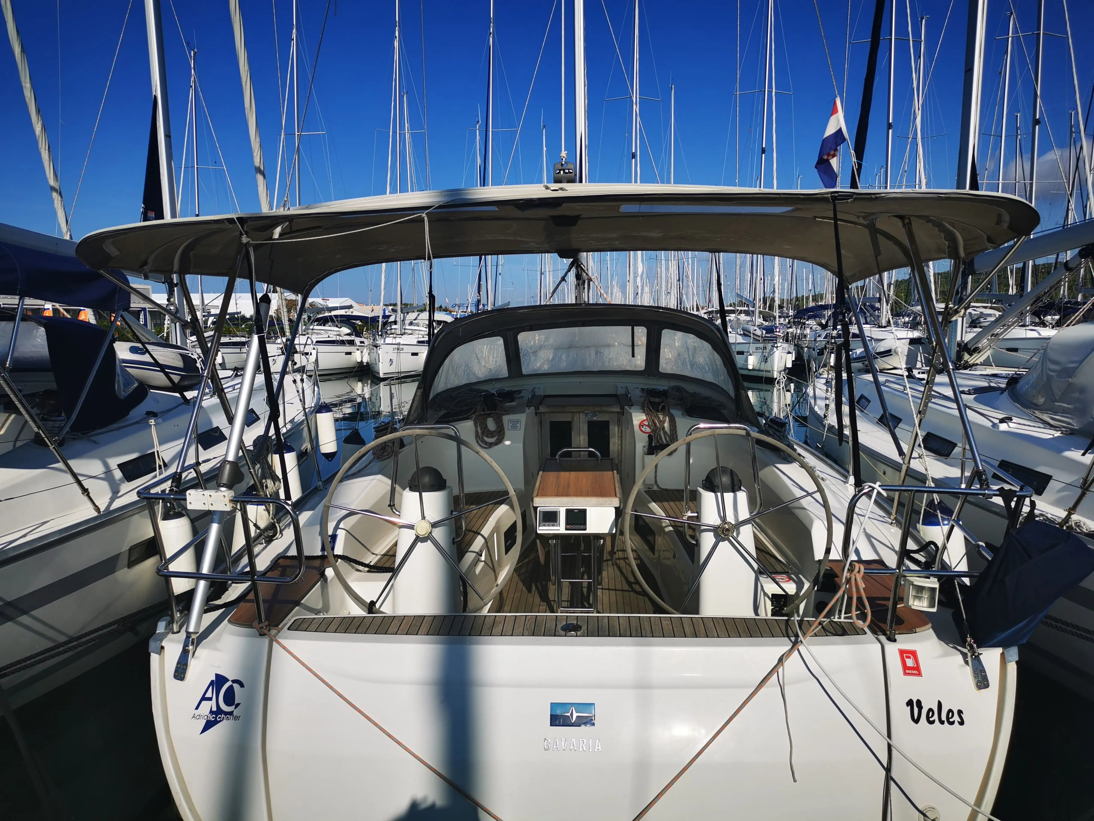 Boat - Explore Sukosan on a 12.45m Rental Sailing Yacht Bavaria Cruiser 40