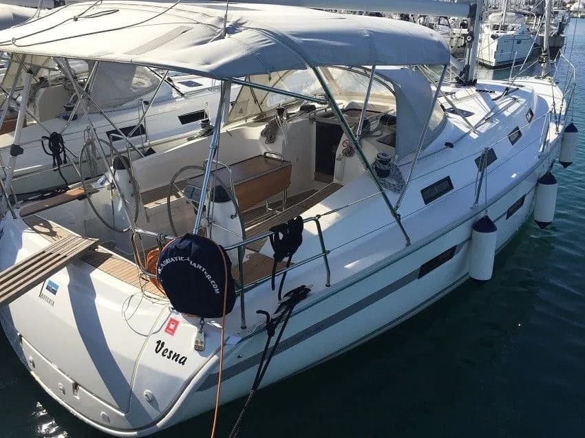 Boat - Explore Sukosan on a 12.45m Rental Boat