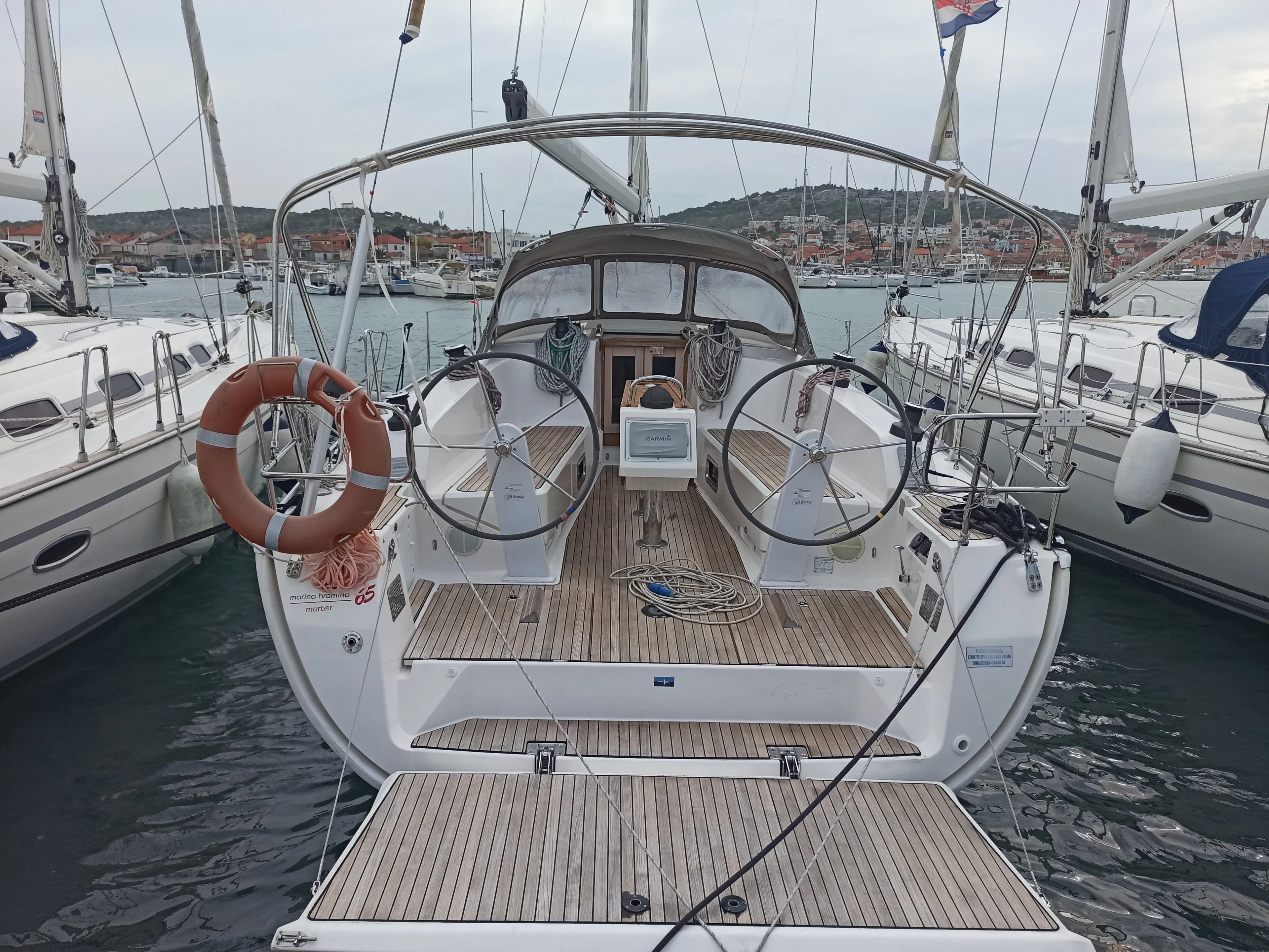 Boat - Charter a 12.35m 3 Cabin Sailing Yacht in Murter