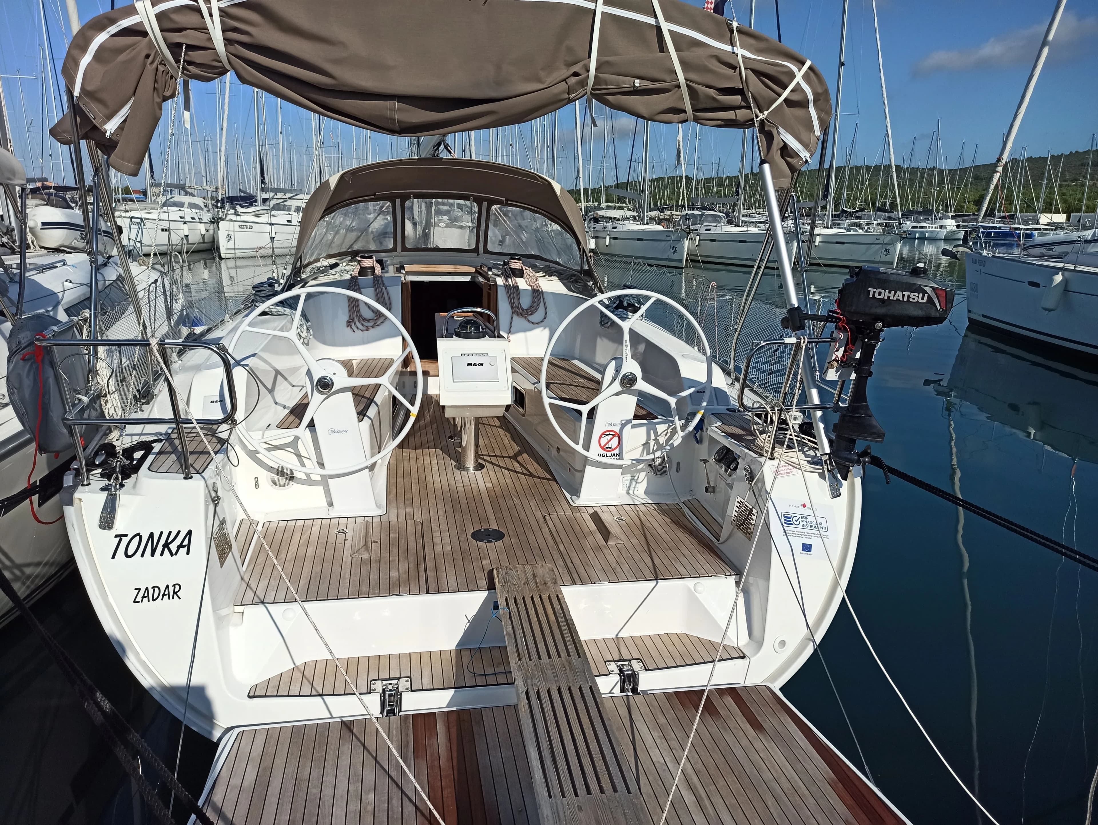 Boat - Charter a 12.35m 3 Cabin Sailing Yacht in Sukosan