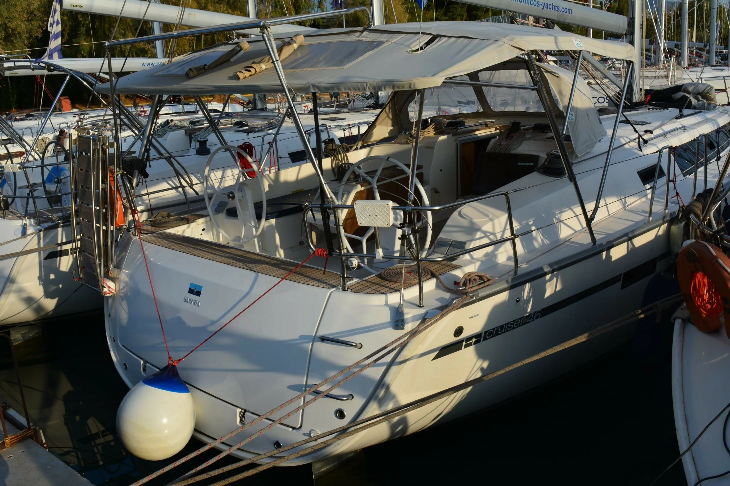 Boat - Charter a 14.27m Boat in Athens