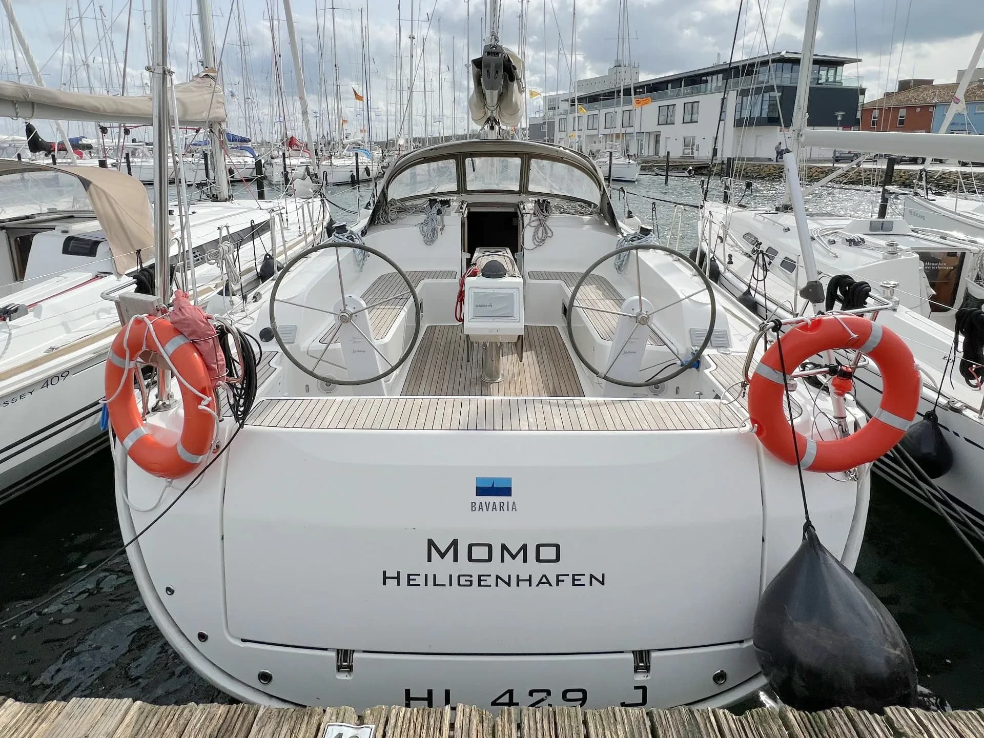 Boat - Rent a 14.27m Bavaria Cruiser 46 in Heiligenhafen