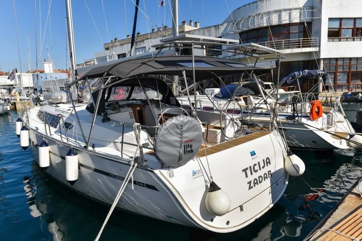 Tekne - Zadar 14.27m Kiralık Yelkenli Yat Bavaria Cruiser 46