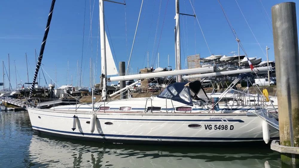 Boat - Rent a 15.4m Sailing Yacht Bavaria Cruiser 50 in Arzon