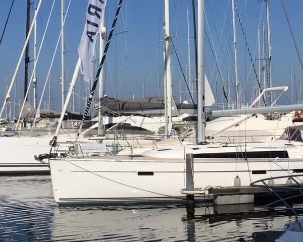 Tekne - Palermo 15.4m Kiralık Yelkenli Yat Bavaria Cruiser 51