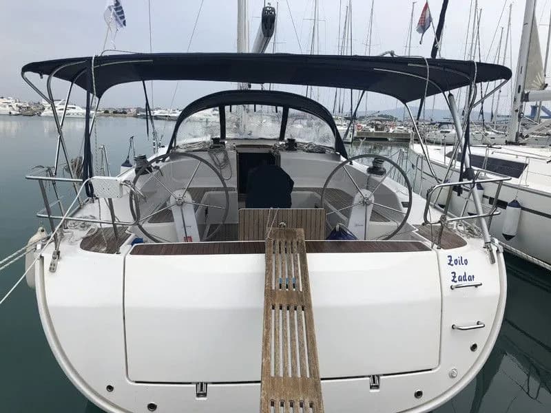 Boat - 15.59m Sukosan Sailing Yacht Hire