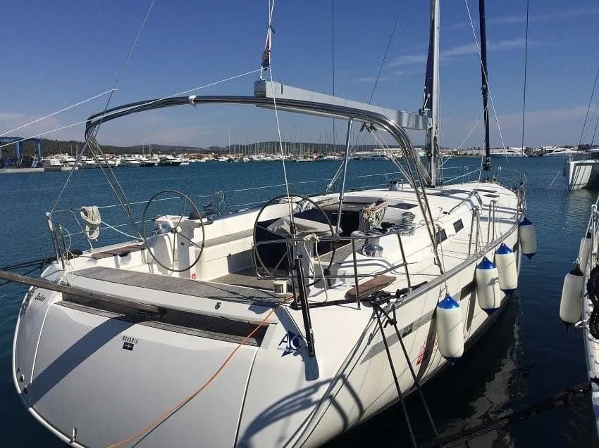 Boat - Explore Sukosan on a 16.75m Rental Sailing Yacht