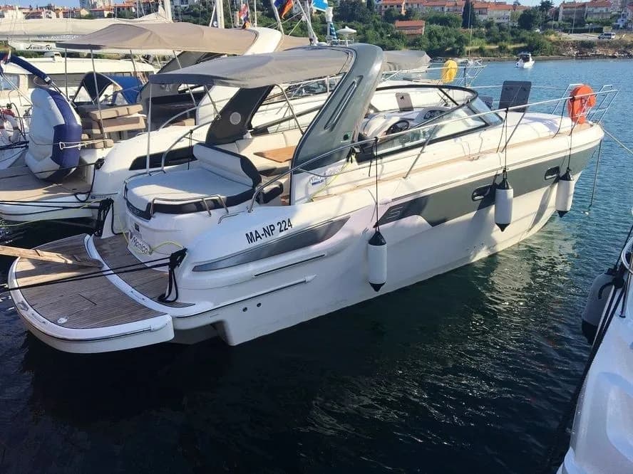 Tekne - Trogir Kiralık Bavaria S32 10.2m Motoryat