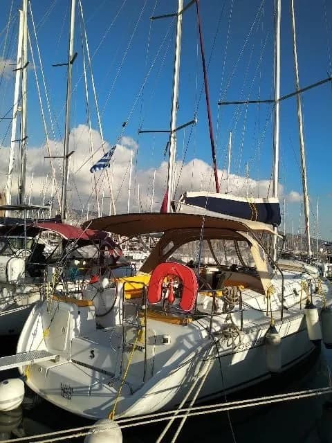 Boat - Explore Athens on a 13.26m Rental Sailing Yacht Beneteau Cyclades 43.4